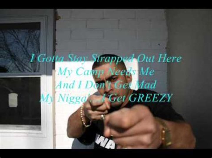 Gotta stay strapped lyrics