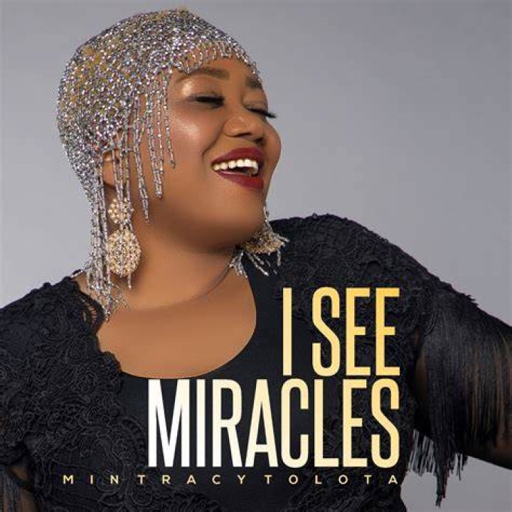 I see miracles lyrics