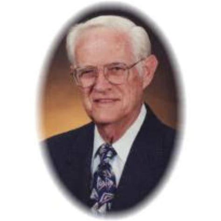 Robert William Berry Obituary – Visitation & Funeral Information